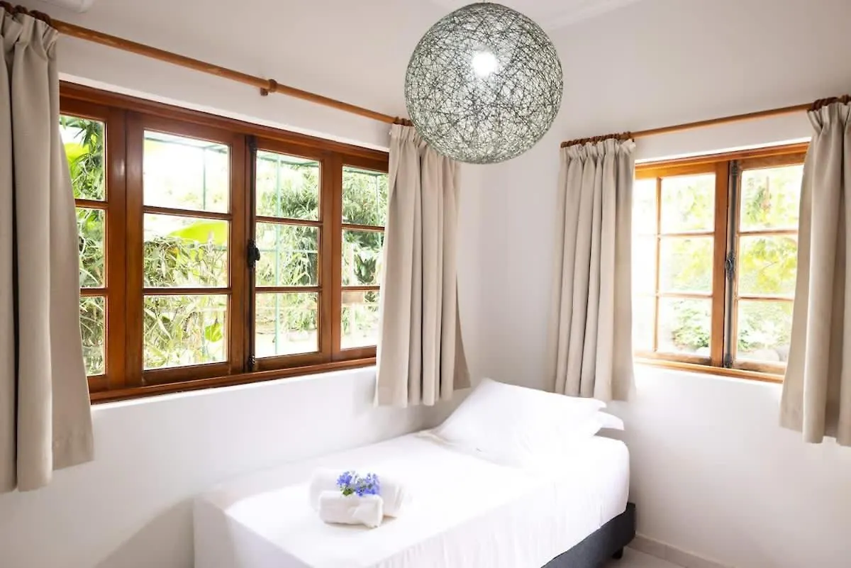 Villerme Lodge Papeete  Holiday home Papeete (Tahiti)